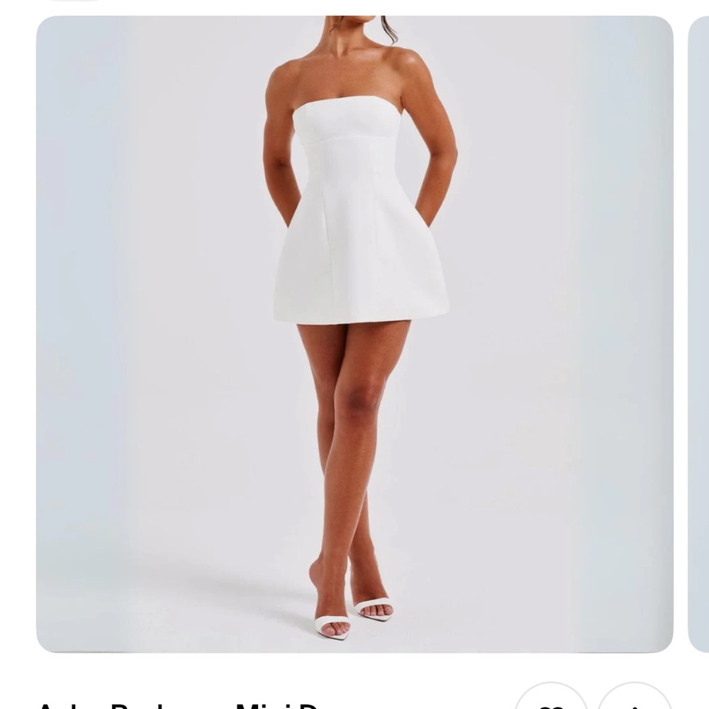 Elegant White Strapless Dress